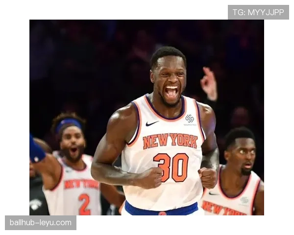 戴维斯强势表现持续升级，技术优势成球队冲击季后赛关键