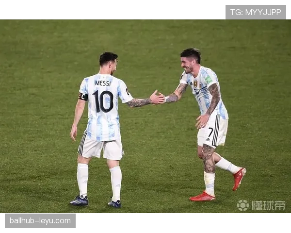 德保罗传球能力持续提升，本赛季关键传球数据表现稳健